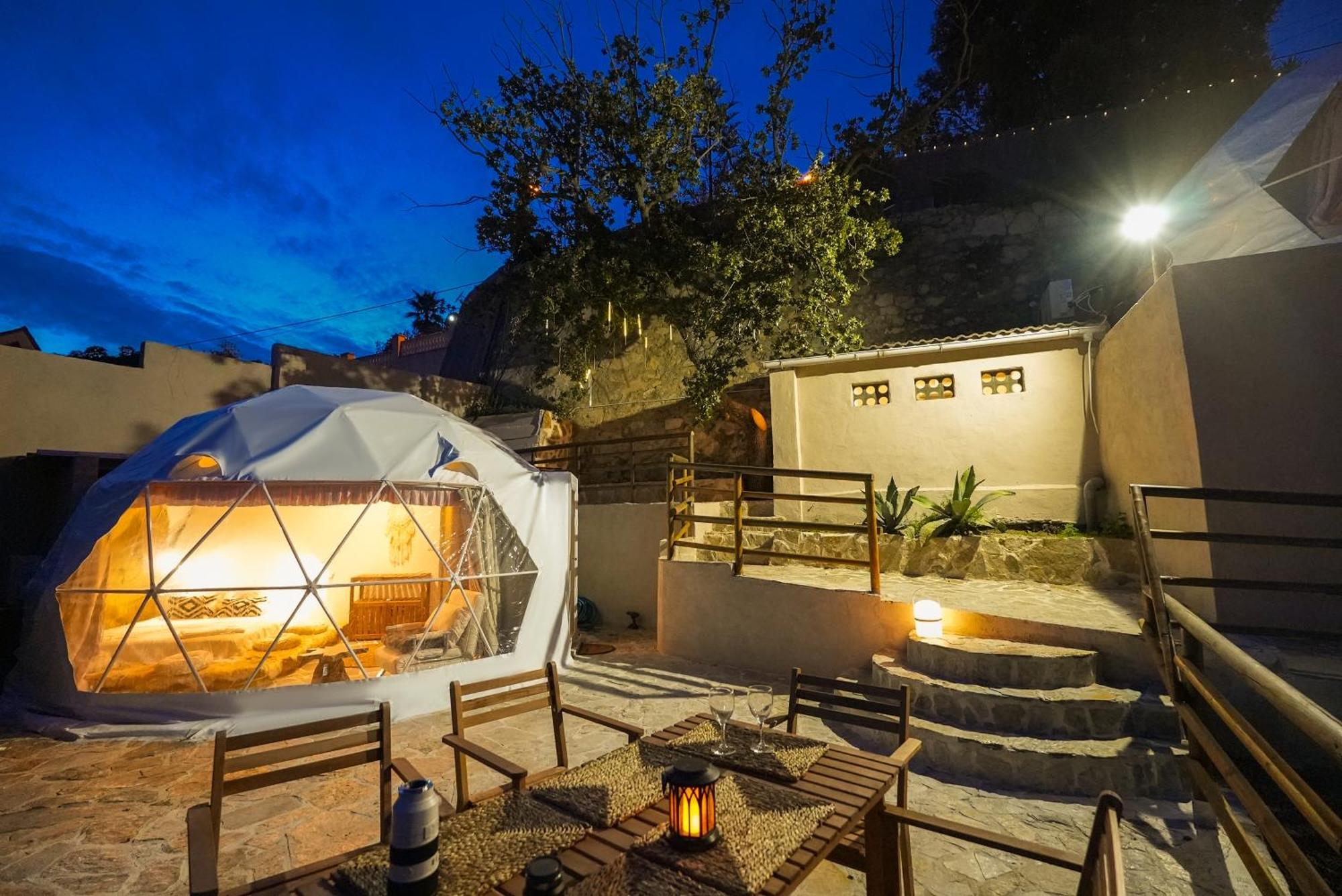 Aaa View Private Terrace Outdoor Heated Hot Tub Family Fun Villa Badalona Eksteriør bilde